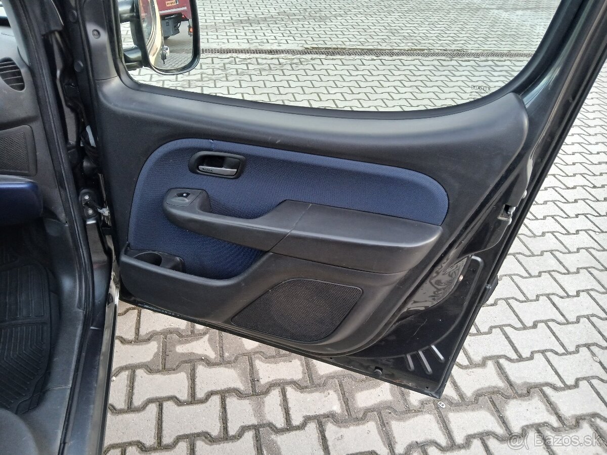 Fiat Doblo 1.9jtd 88kw Malibu model 2008 - 16