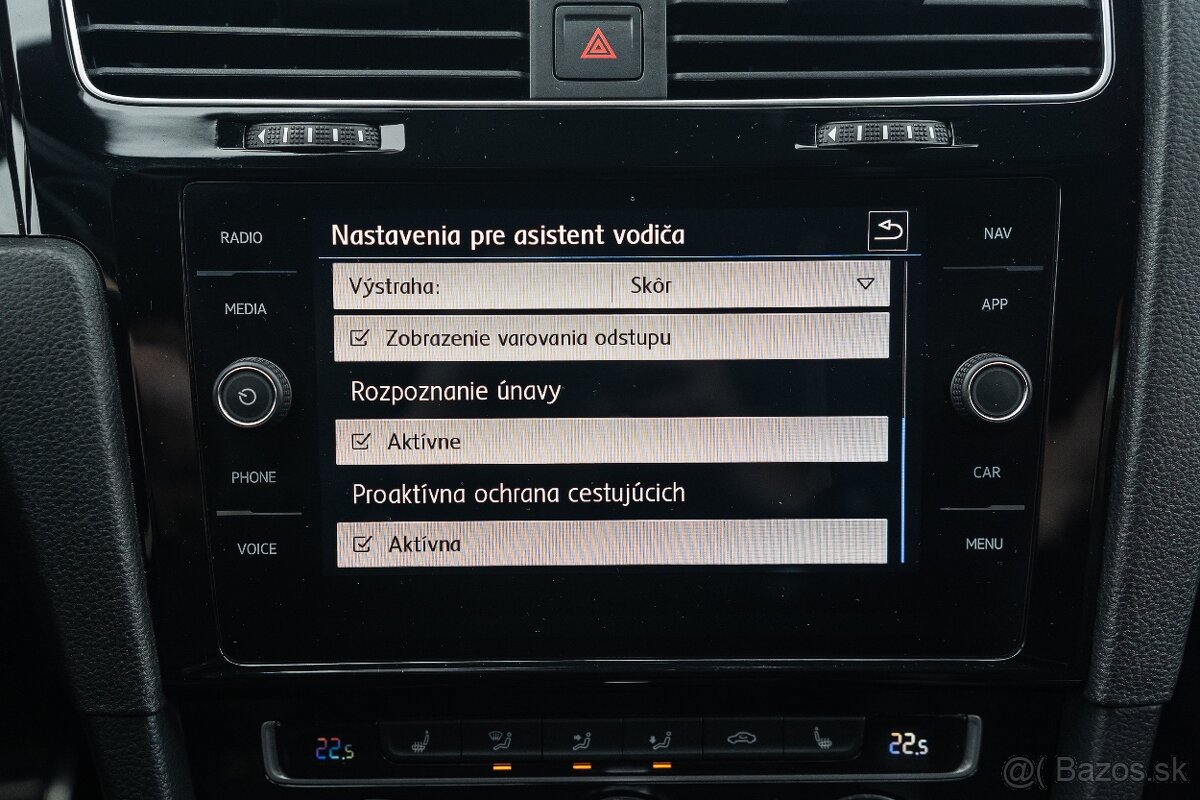 Volkswagen Golf Variant R-Line Highline Business - 16