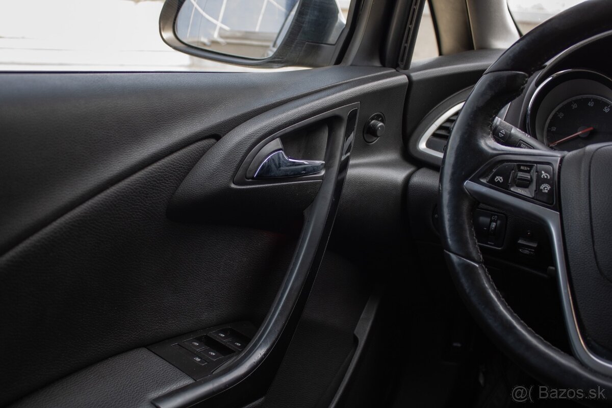 Opel Astra 1.4 benzín/plyn, AT6 - 16