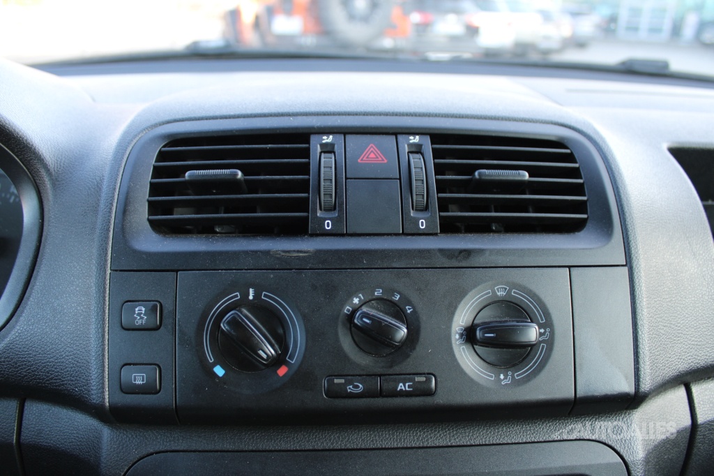 Škoda Fabia Combi 1,2 TSi 63 kW ACTIVE - 16