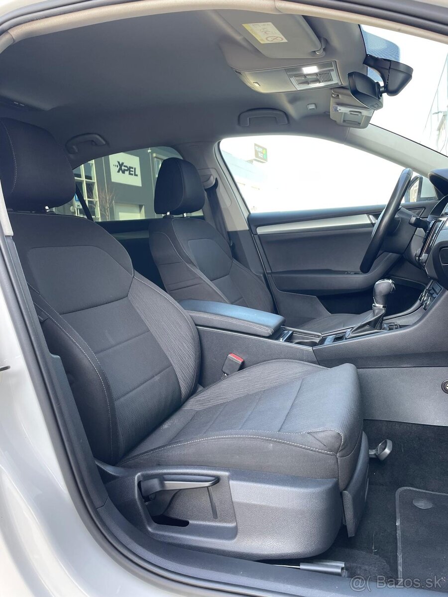 Škoda Superb 1.6 TDI DSG Active - 16