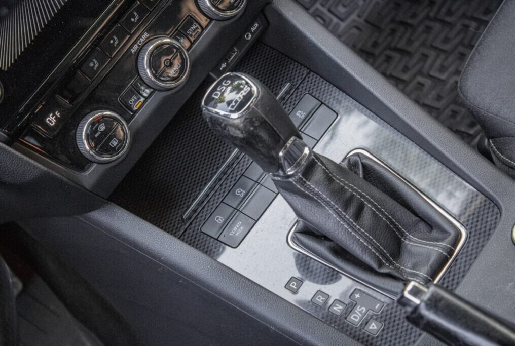 Škoda Octavia Combi 2.0 TSI RS DSG - 16