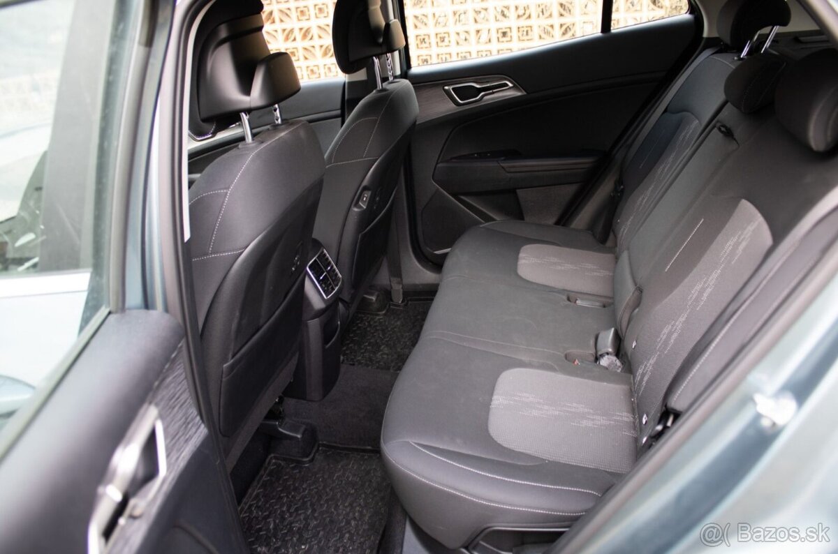 Kia Sportage 100% stav, servisované - 16