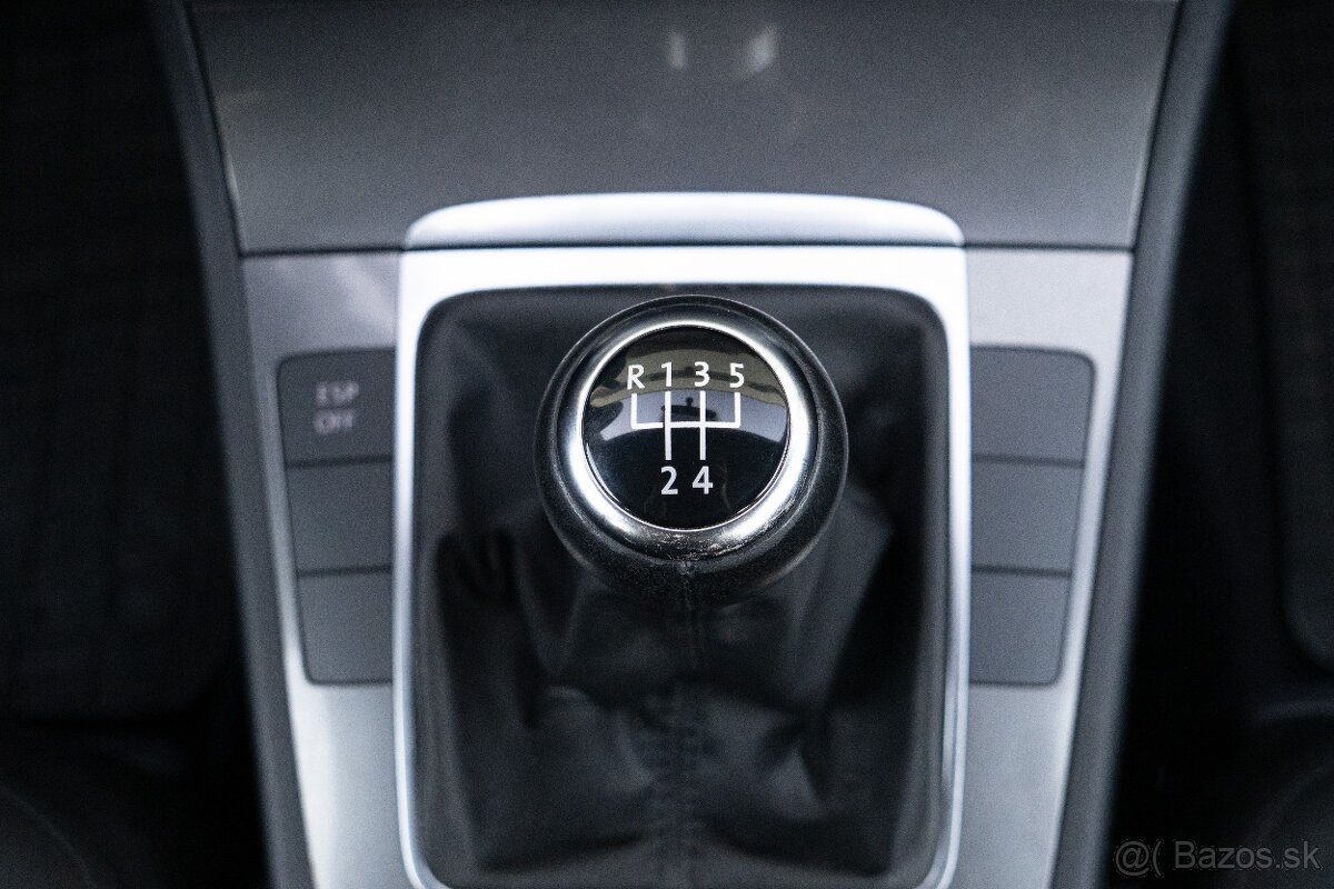 Volkswagen Passat Variant 2010, 2.0 TDi SR vozidlo - 16