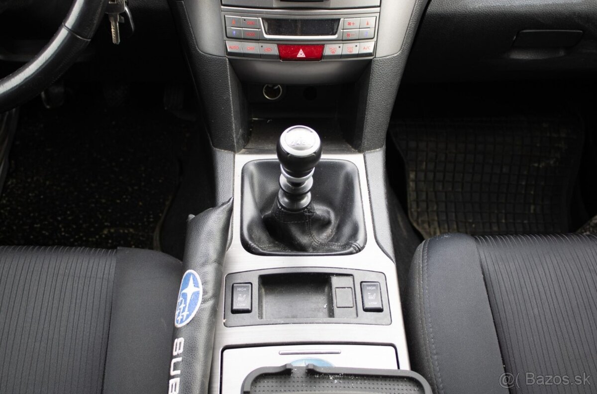 Subaru Legacy 2.0 - 16