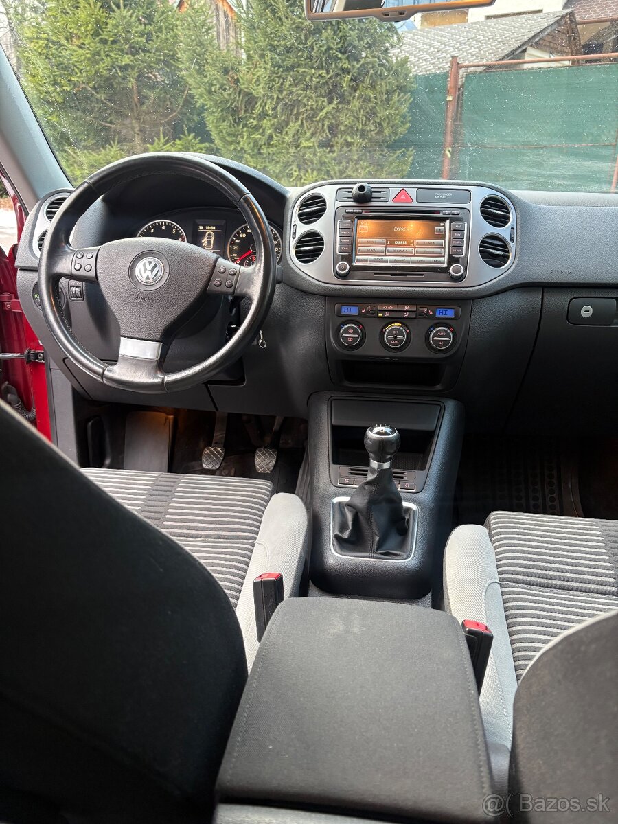 VW Tiguan 4x4 Benzin - 16