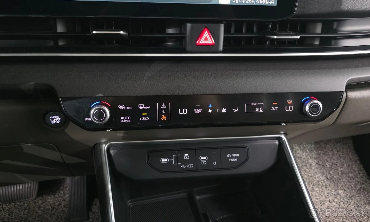 2024 KIA CARNIVAL 1.6T HEV NOBLESSE 9 miest - 16
