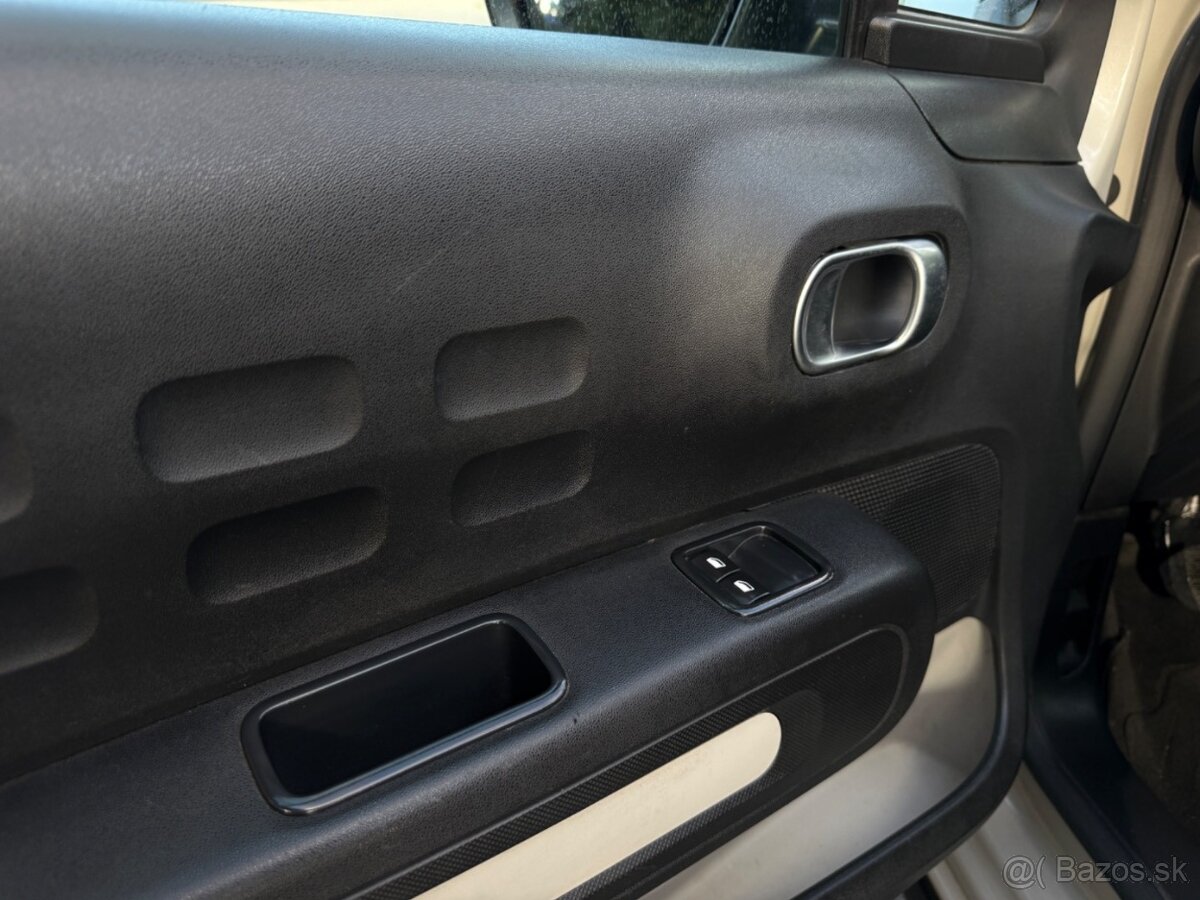 Citroën C3 PureTech 82 E6.2 Live - 16