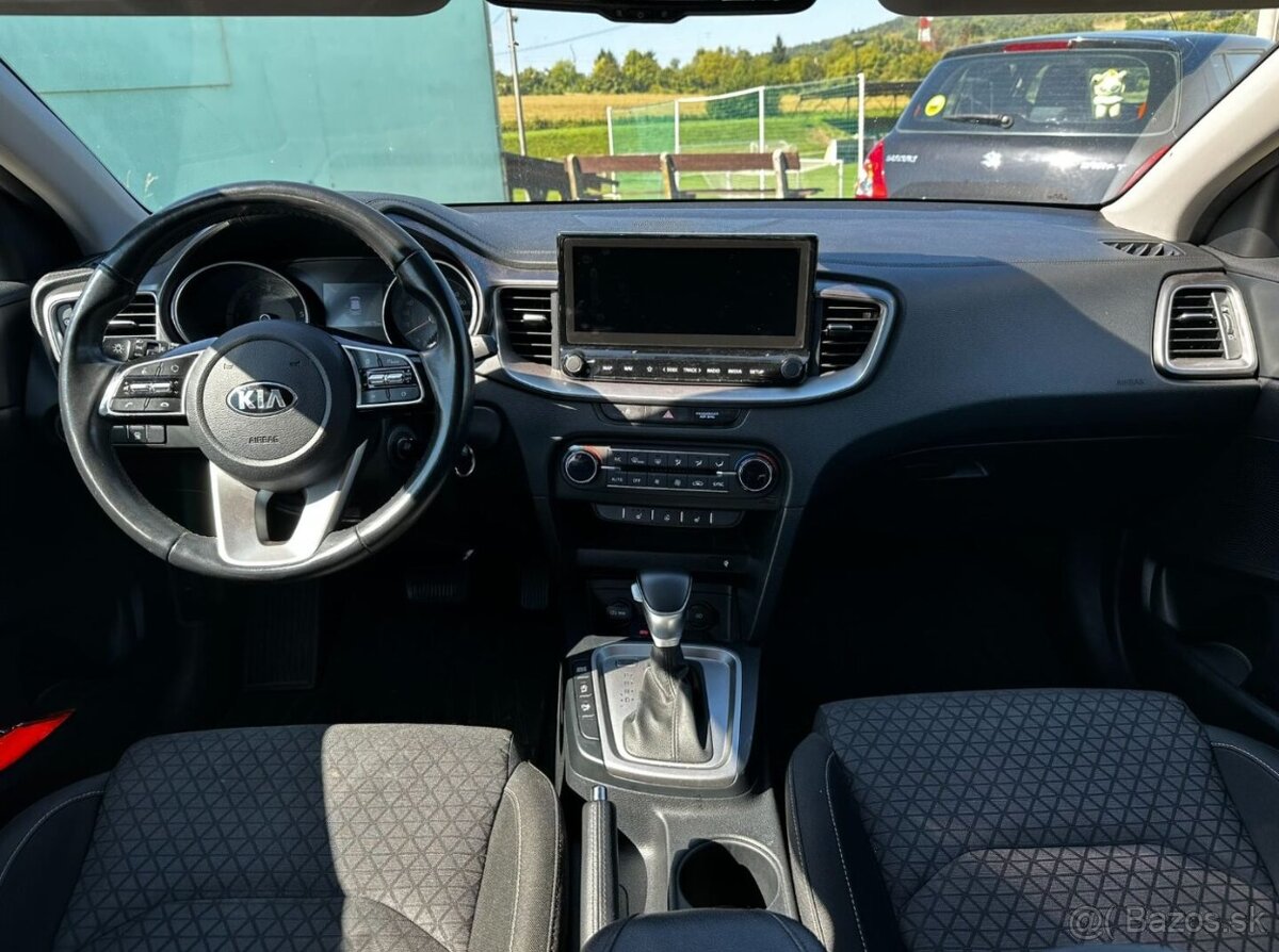 KIA Ceed SW 1.6 CRDi Gold - 16