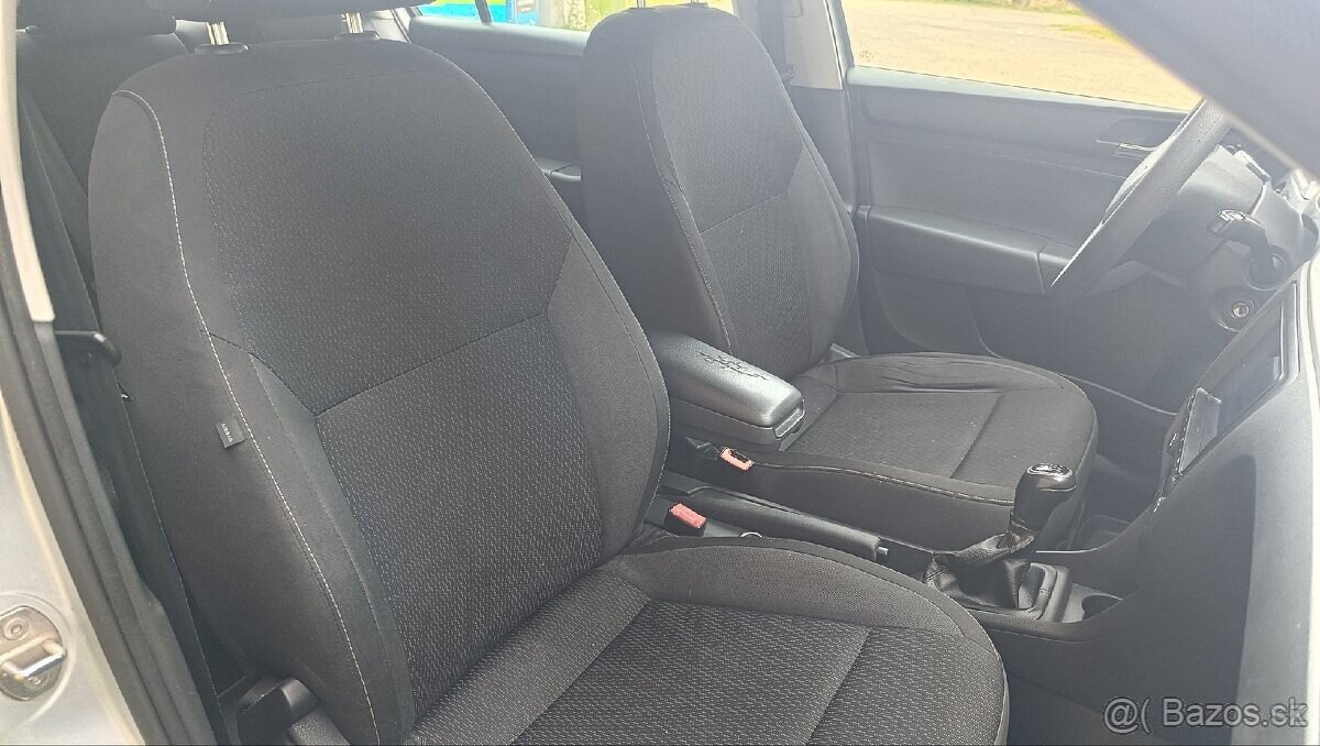 Škoda Rapid 1,4 TDi Ambition ČR, Serviska - 16