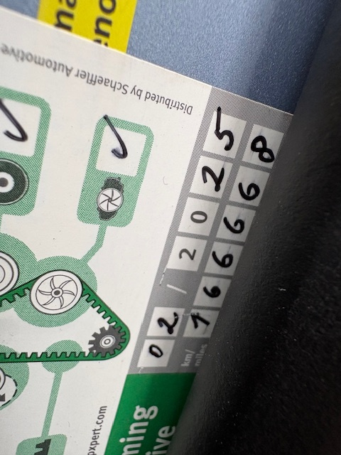 Predám Citroën C4 Grand Picasso eHDi 115 7 miestne - 16