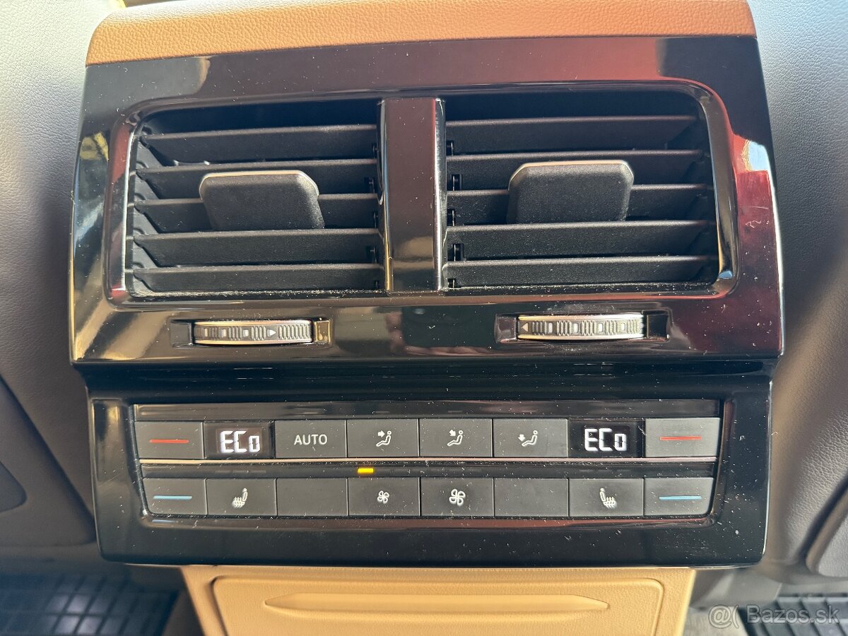 Volkswagen Touareg 3.0 V6 TDI SCR 286k elegance MATTE BLACK - 16