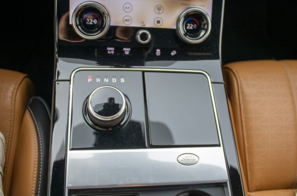 Land Rover RANGE ROVER VELAR HSE R-Dynamic 3.0 AWD - 16