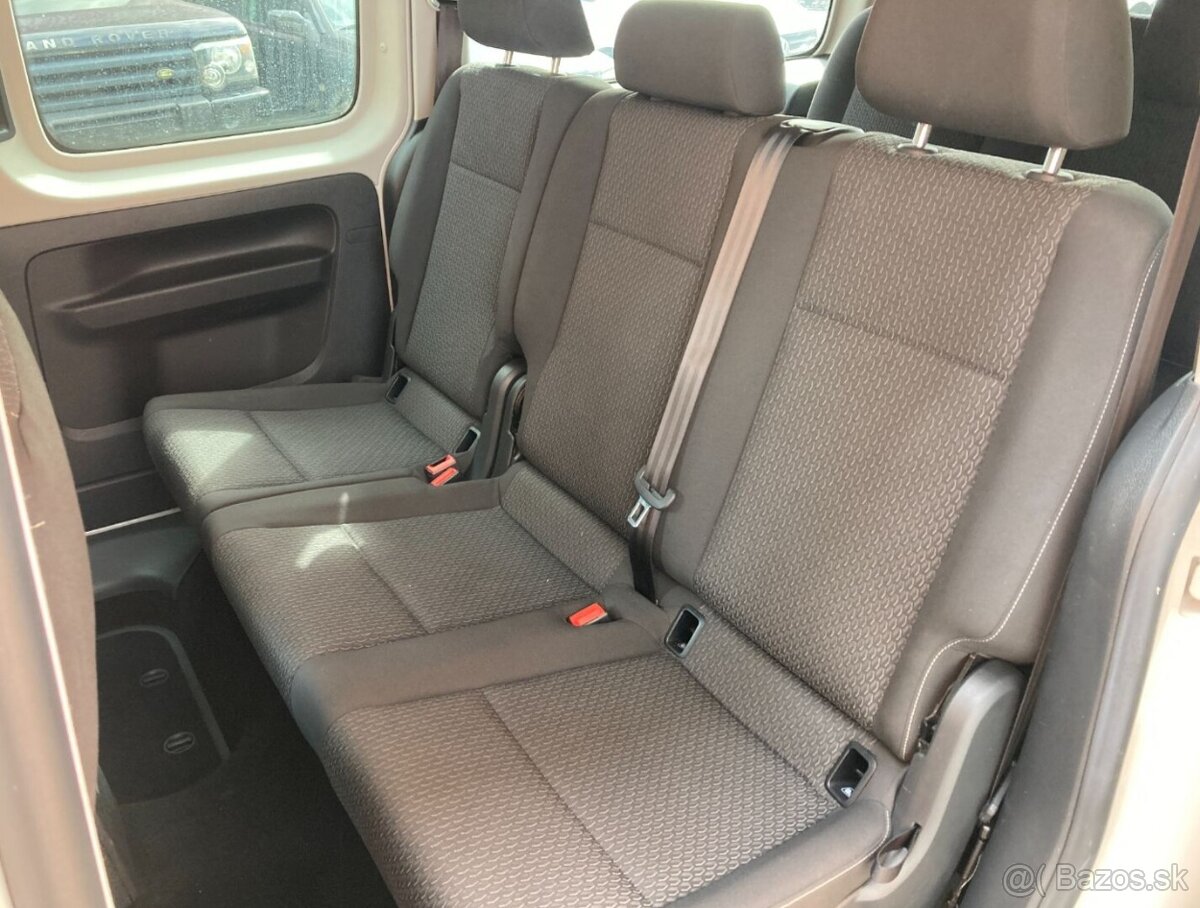 VOLKSWAGEN CADDY MAXI 1,4 TSi 7míst 150 koní - 16