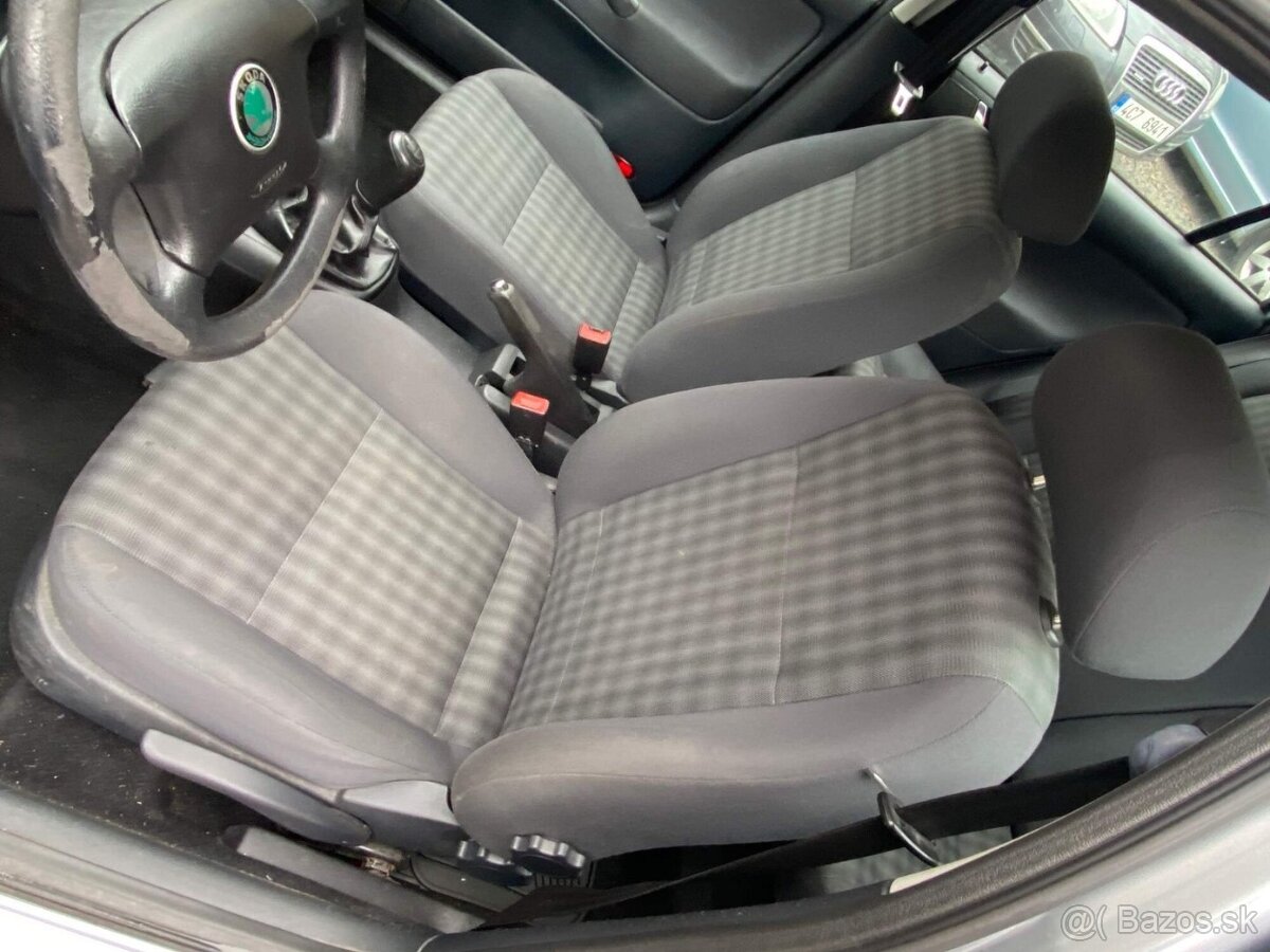 Škoda Octavia Combi 1.6i 75kW tempomat klimatizace 2008 ČR - 16