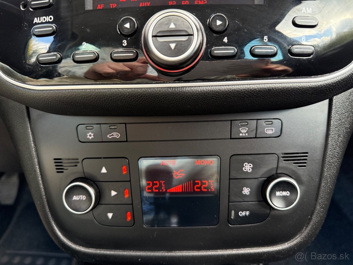 Fiat Grande Punto 1.4 8v Lounge - 16