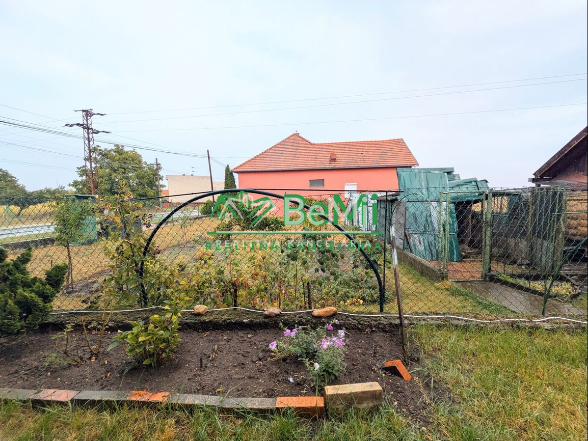 Predaj, rodinný dom - Veľké Kozmálovce (1229-12-AFI) - 16