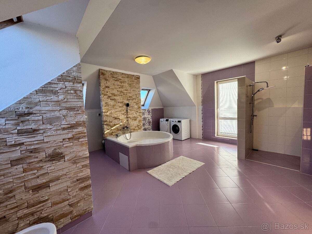 Priestranný 6-izbový dom, 3 kúpeľne a sauna - 16