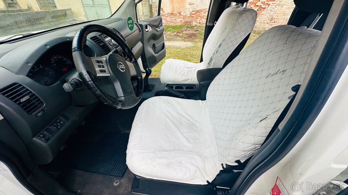 Nissan Navara Double Cap 2.5 dci Long - 16