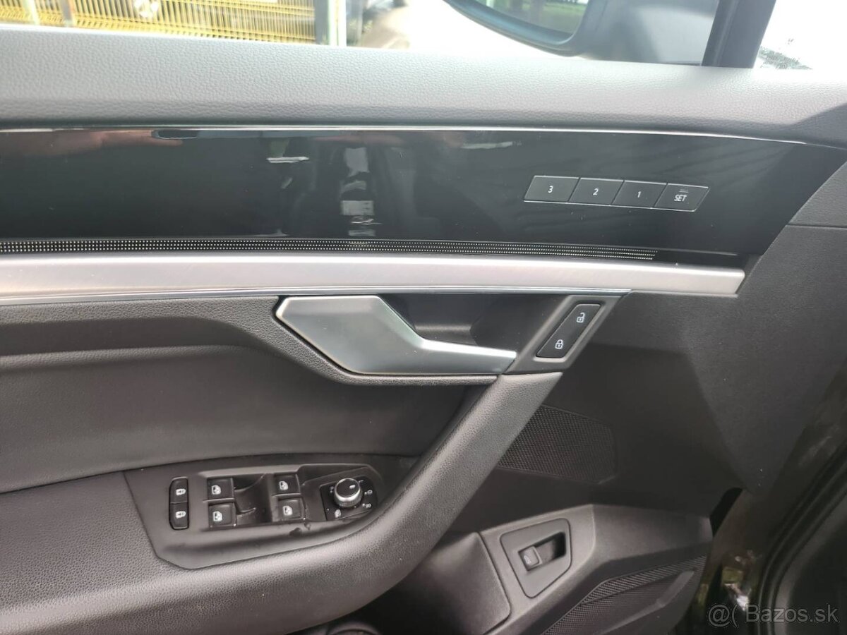 Volkswagen Touareg 3.0 V6 TDI SCR 4Motion Tiptronic - 16