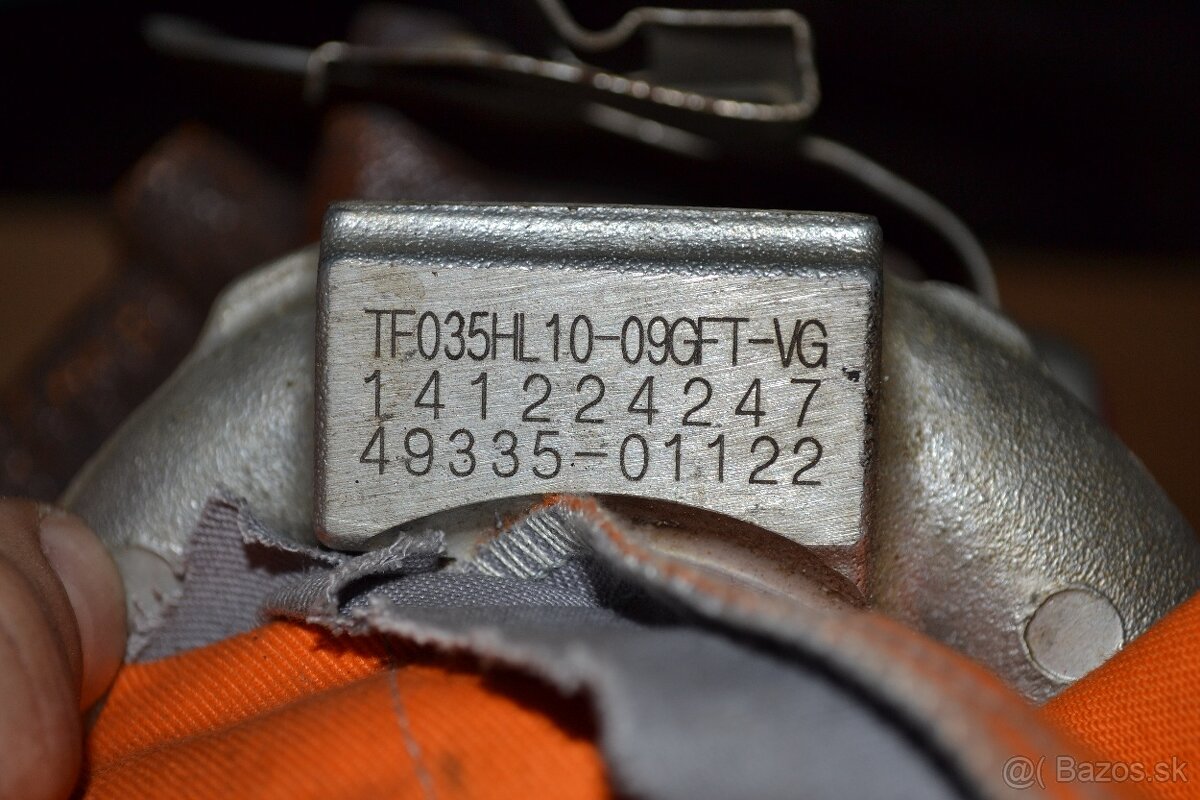 Mitsubishi Outlander III 2.2 DID automat - rozpredám - 16