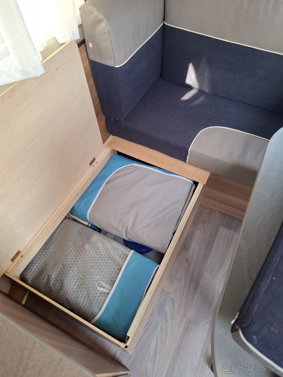 Wiensberg 550 + poschodová posteľ + MOVER - 16