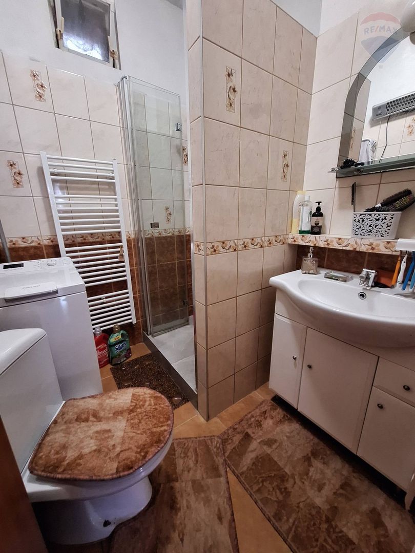 - - - VÝRAZNE ZNÍŽENÁ CENA - - - Rodinný dom s dielňou v Dol - 16