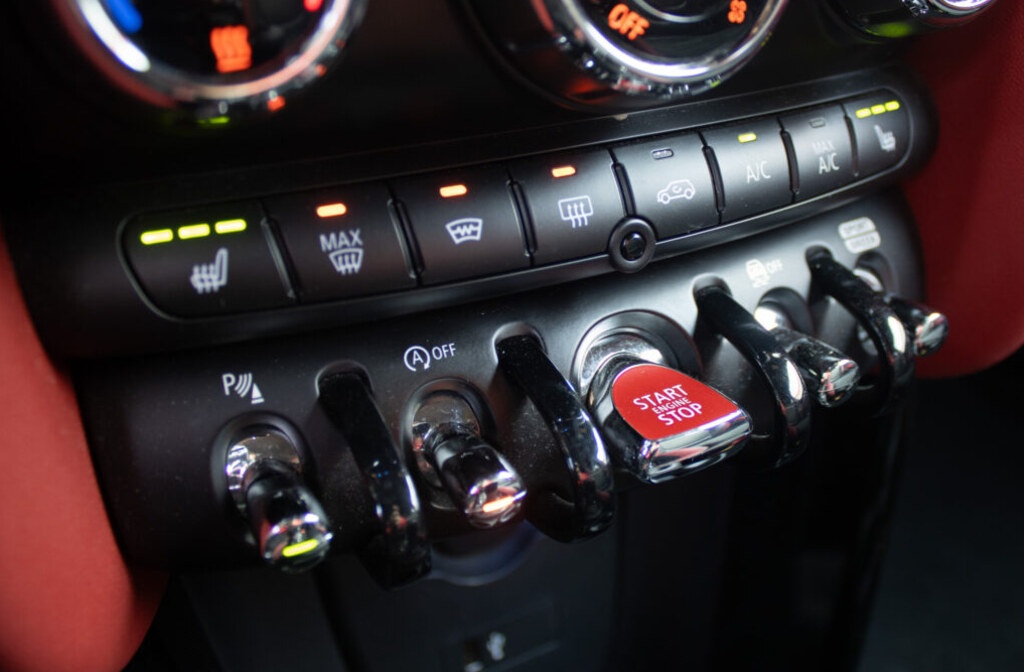 John Cooper Works od MINI z roku 2019 - 16