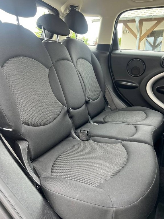 Mini Countryman Cooper D A/T - 16