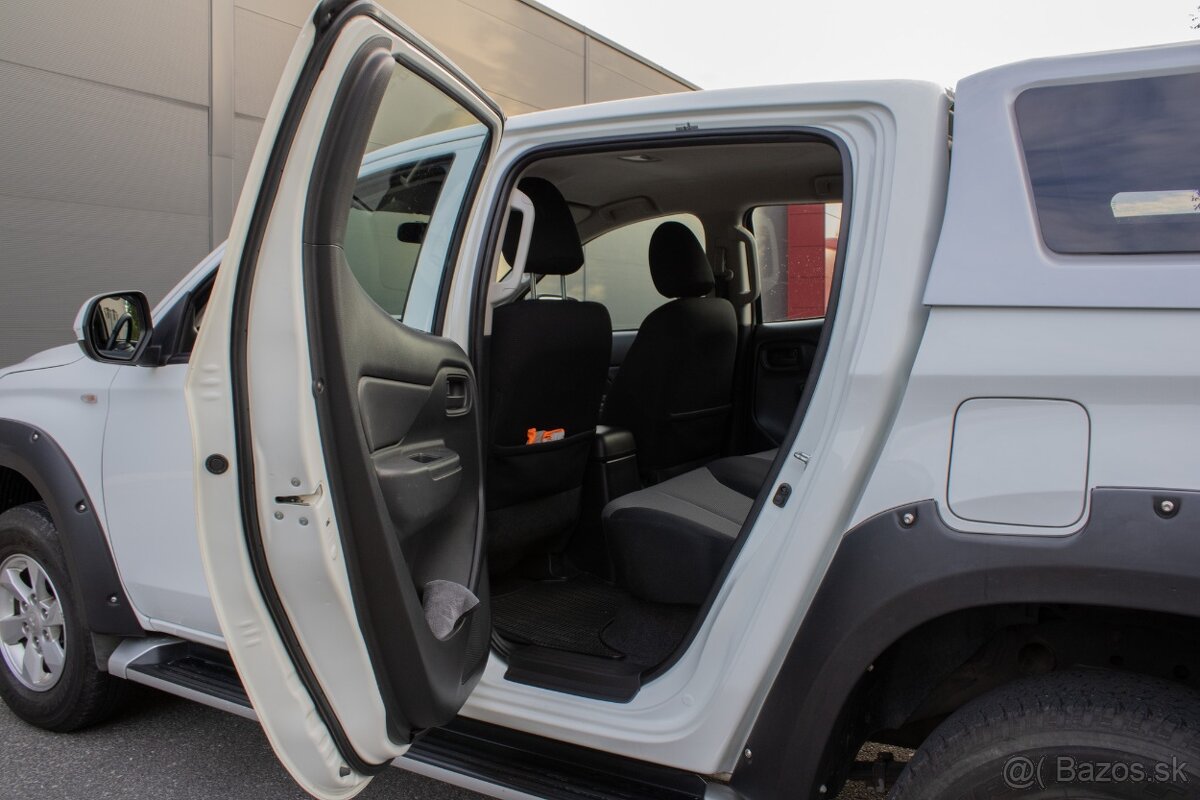 Mitsubishi L200 2.4 DI-D Double Cab 4WD - 16