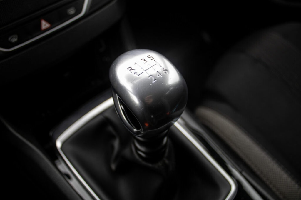 Peugeot 308 1.2 e-THP 130k Allure - 16