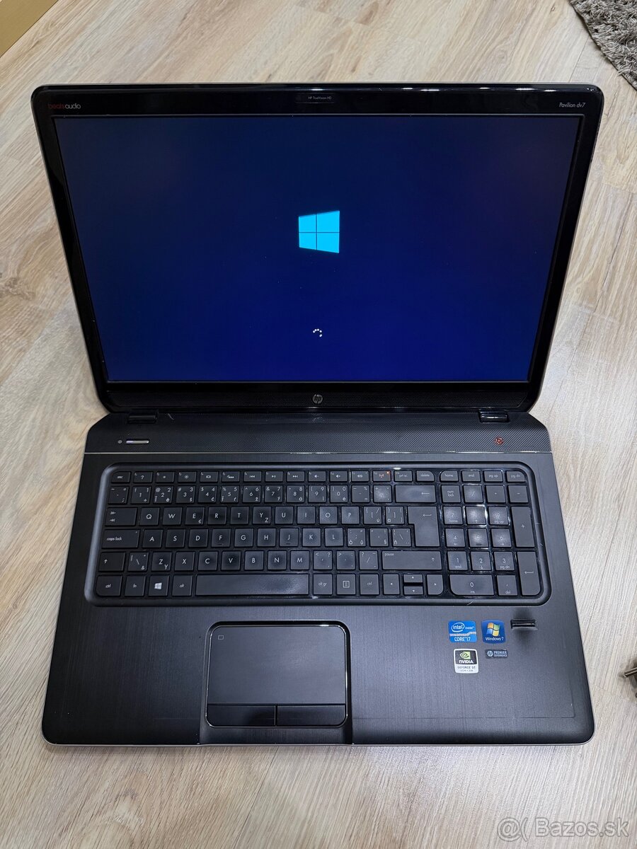 HP Pavilion dv7 - 7000 series - 16