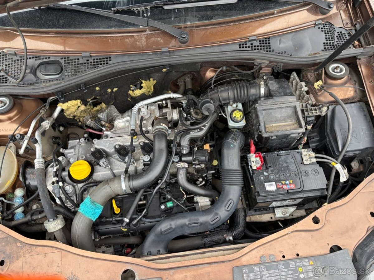 Dacia Duster 1.2 TCe 92kw ČR 1.maj. TZ - 16