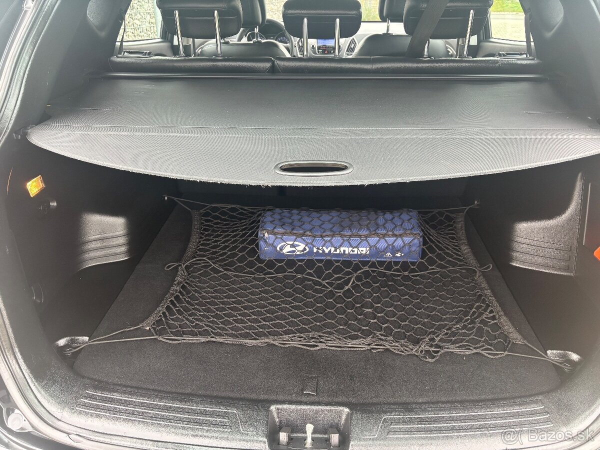 Hyundai IX 35 1.6.GDI 147000KM KÚPENÉ V SR - 16