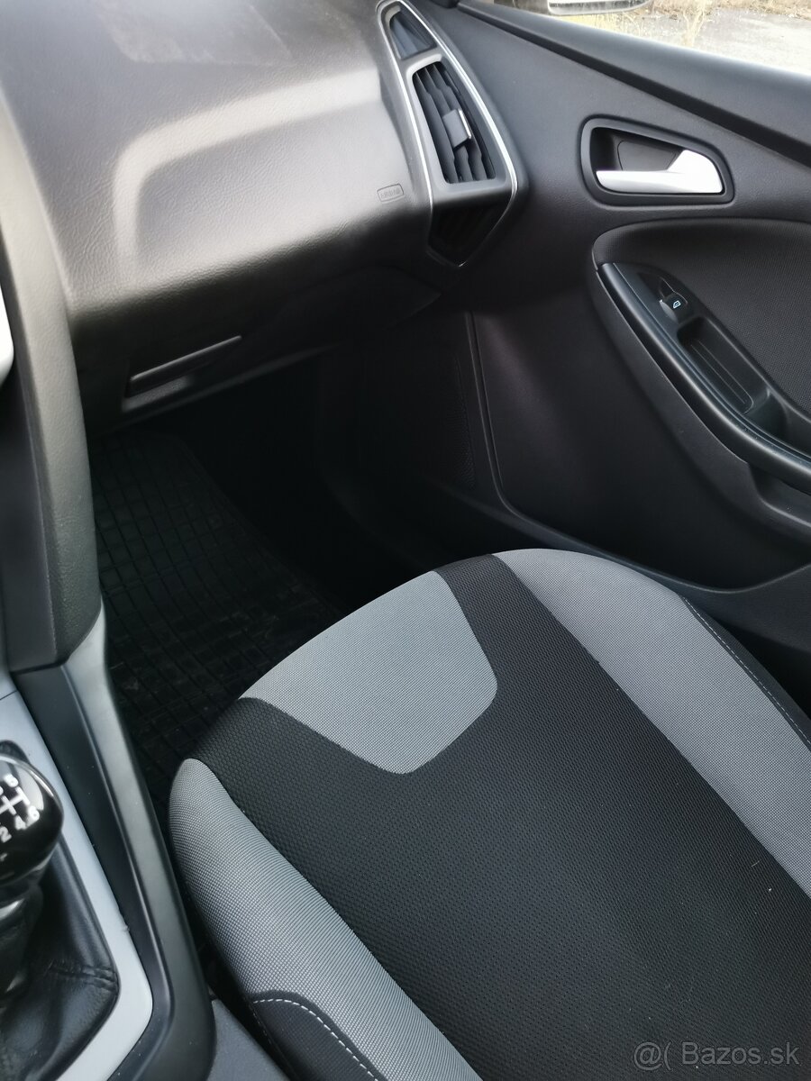 Ford Focus 1.0 EcoBoost 92kW, r.2013 - NOVÁ TK a EK do 2027 - 16