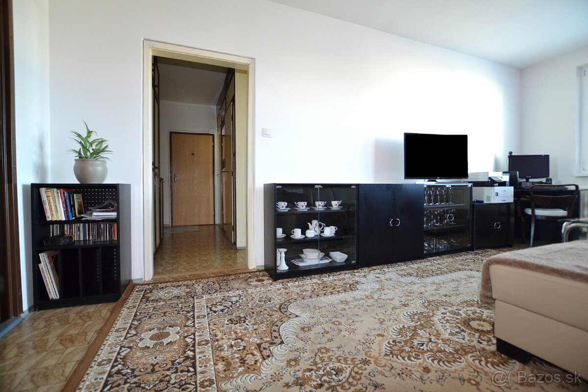 3 izbový byt s balkónom, s výhľadom na Vysoké Tatry, 70 m2 - 16