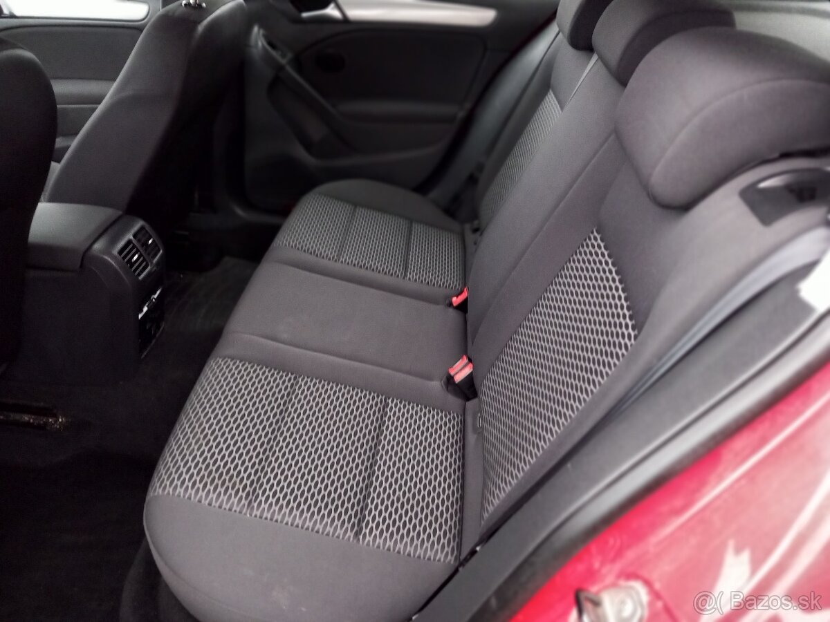 VW Golf 6, 1.2 TSi, 63 kW. Rok 2010 - 16