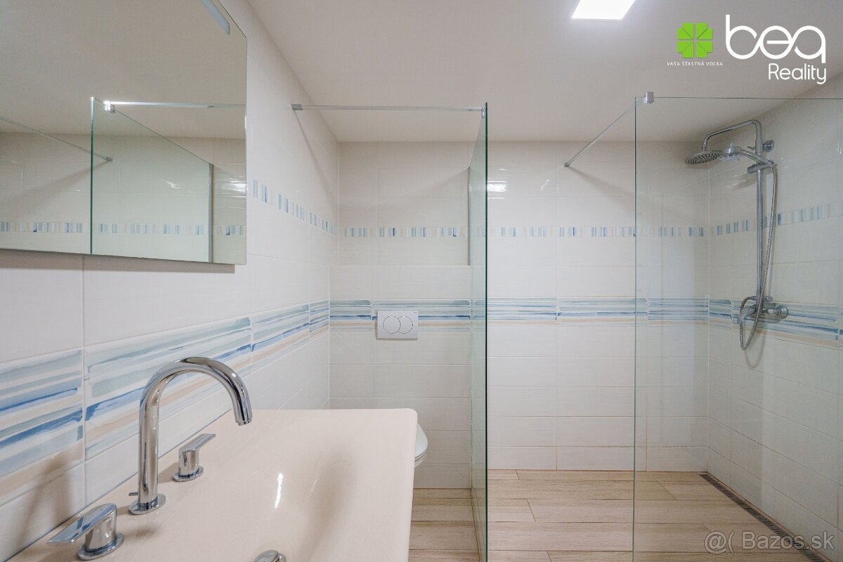 NA PREDAJ: Meštiansky dom so 6 bytmi v nájme, centrum Levoče - 16