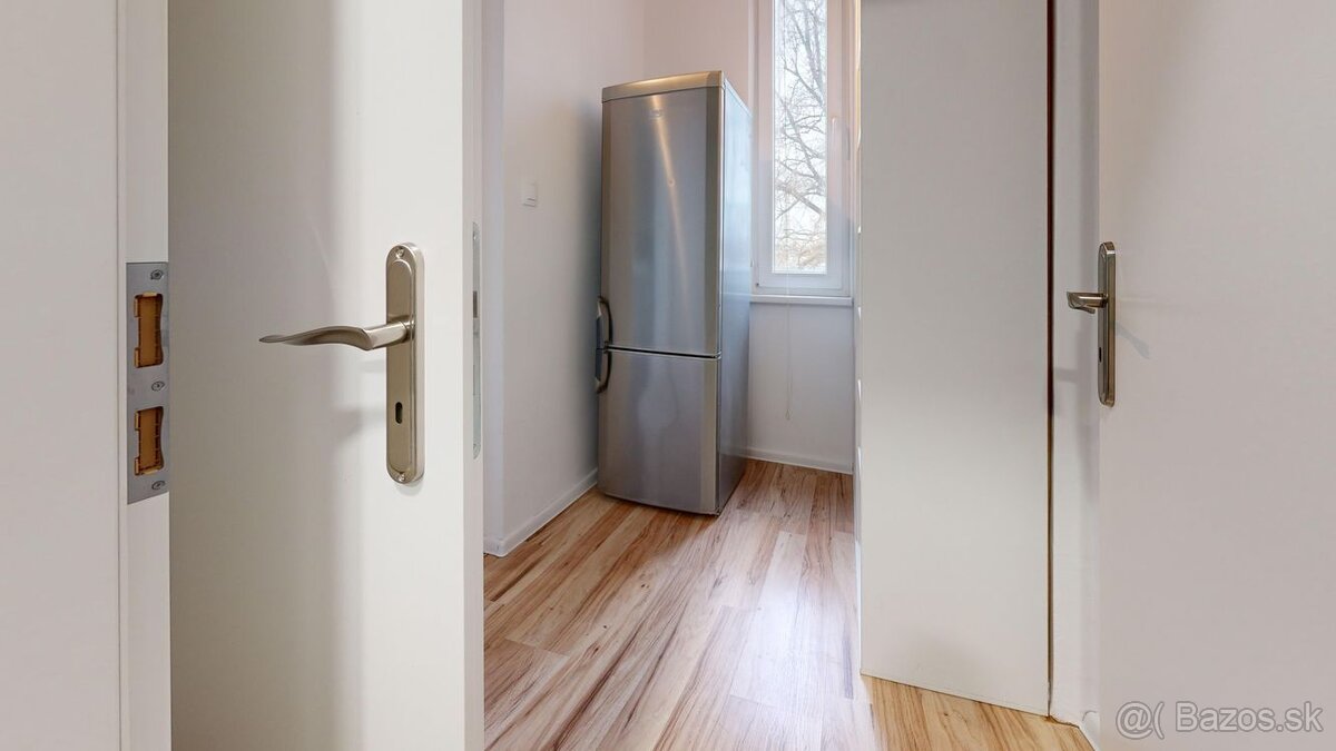 PINK Reality - Prenájom 2-izbového bytu po kompletnej rekonš - 16