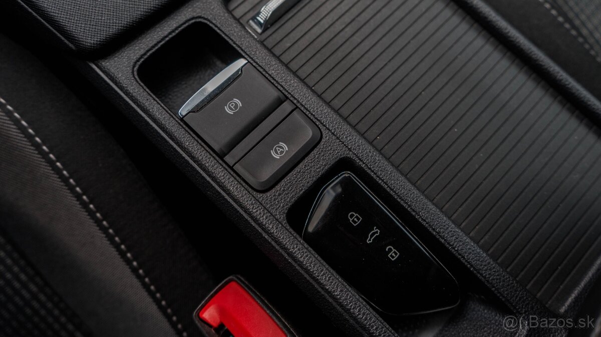 Škoda Octavia Combi 2.0 TDI Style A/T DSG - 16