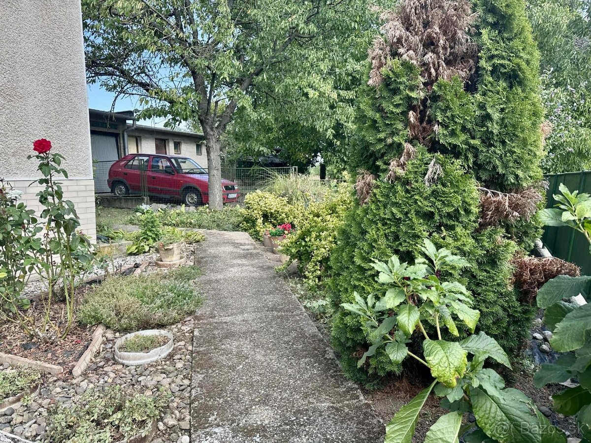 Na predaj 8-izbový dom v Bíni/Eladó 8 szobás ház - Bény - 16