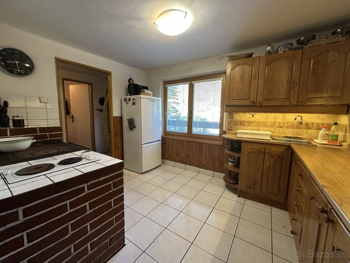 Jedinečná chata v Hronci, Majer - 16