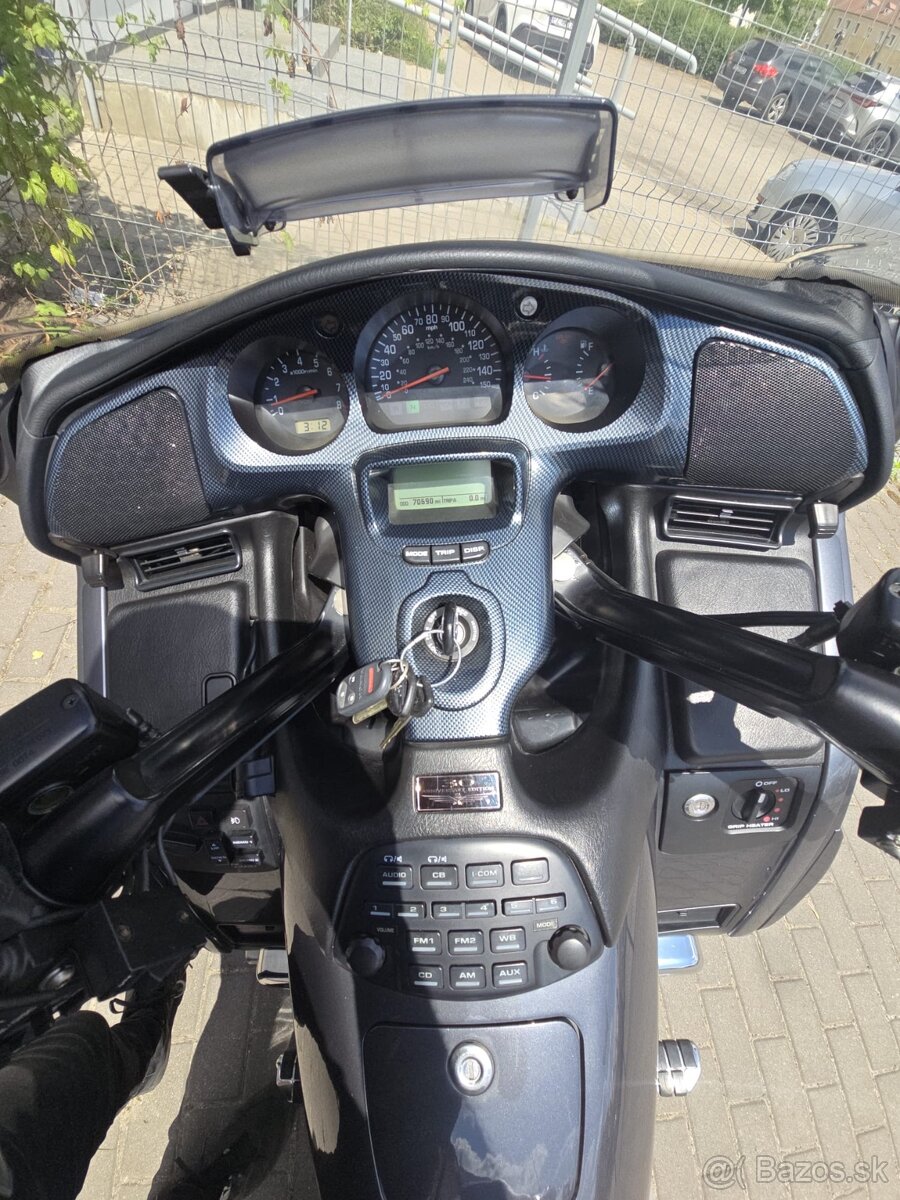 Honda GL1800,Limited - 16