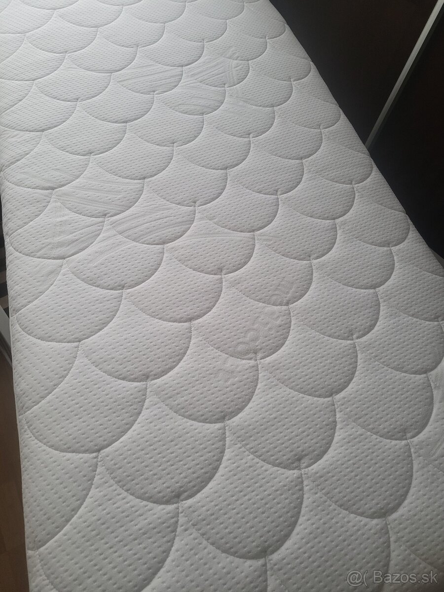 Postielka a komoda Bellamy Lotta sivá - 16