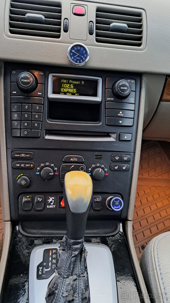 Predám VOLVO XC90 - 16