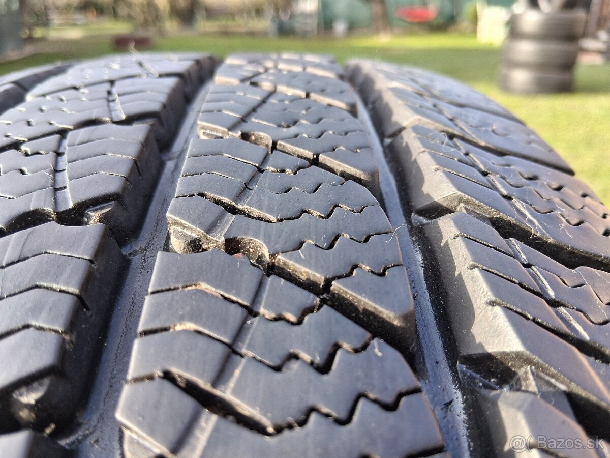 205/65 r16C zimne pneumatiky - 16