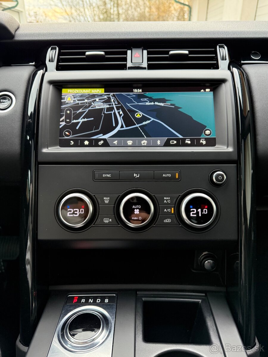 Land Rover Discovery 5 2.0 TDSD4 HSE Black Edition - 16