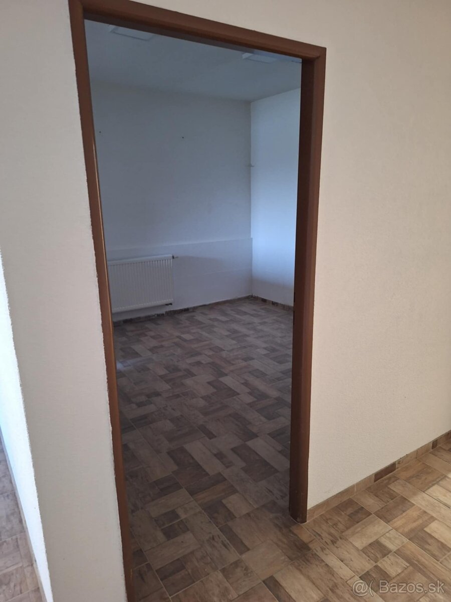 Predaj budovy vhodnej na sklad, obchod, výrobu-Znížená cena - 16