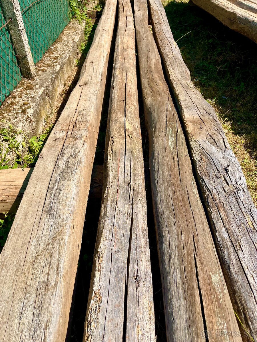 Staré dubové hranoly a trámy - ručne kresané - 16