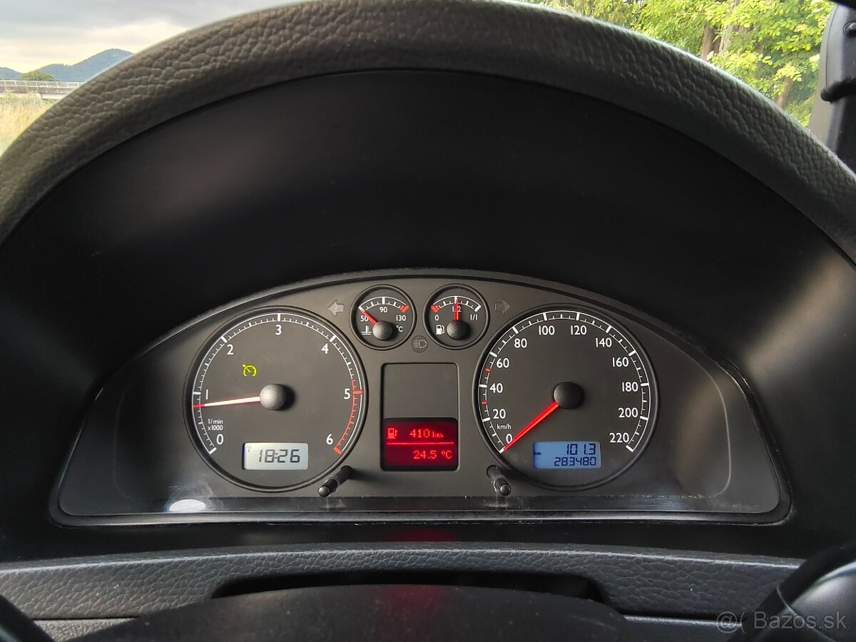 VW T5 Multivan 2.5 TDi • 128 kW • Klima • Webasto - 16